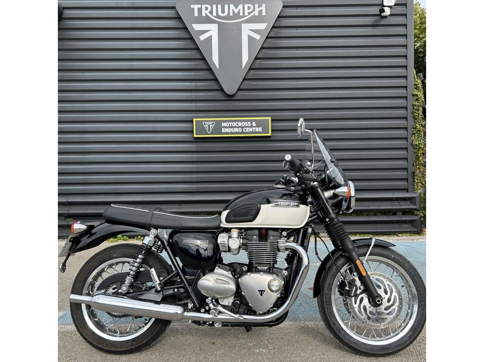 TRIUMPH BONNEVILLE T120
