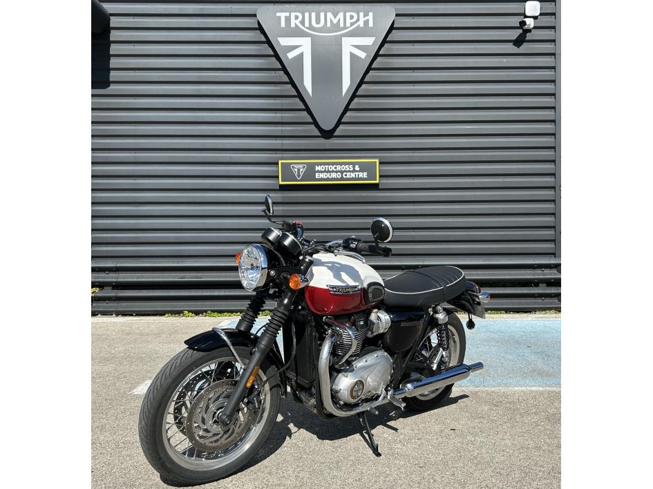 TRIUMPH BONNEVILLE T120