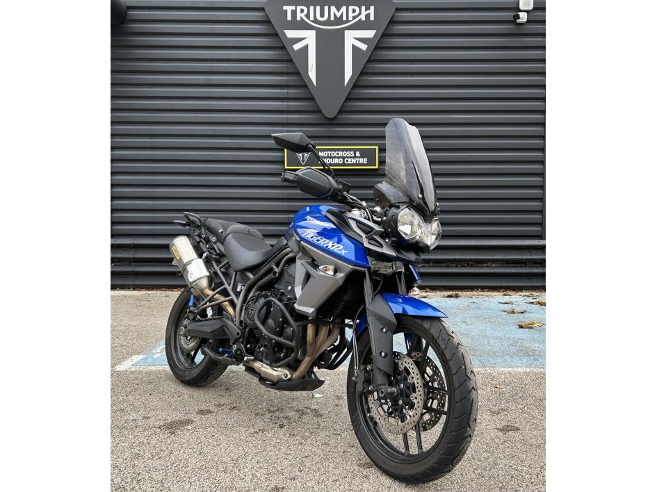 TRIUMPH TIGER 800 XRX