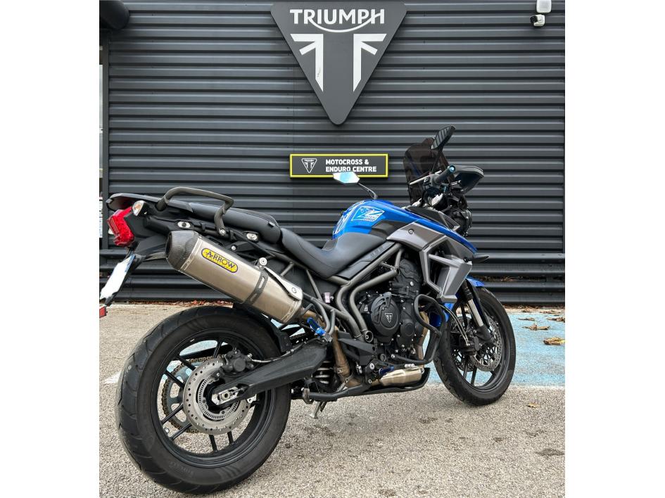 TRIUMPH TIGER 800 XRX