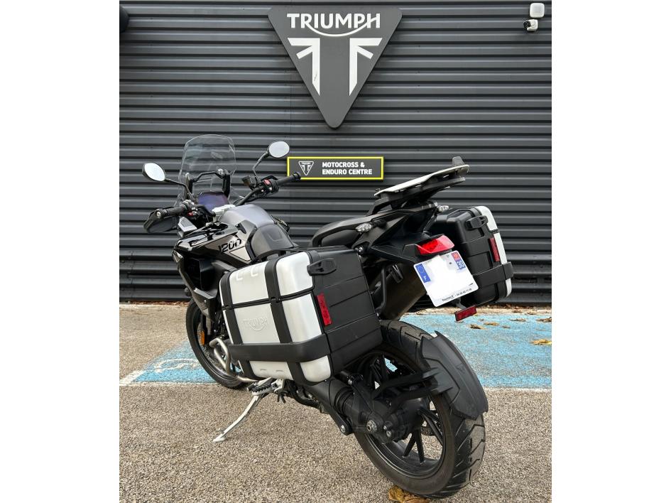 TRIUMPH TIGER 1200 GT PRO