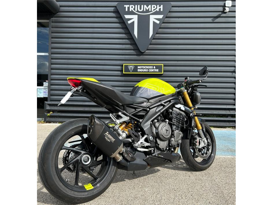 TRIUMPH Speed Triple 1200 RX