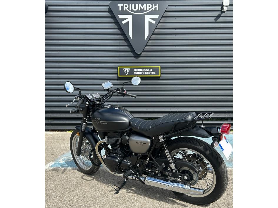 KAWASAKI W800
