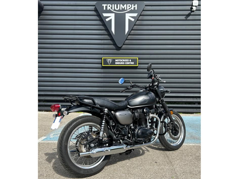 KAWASAKI W800