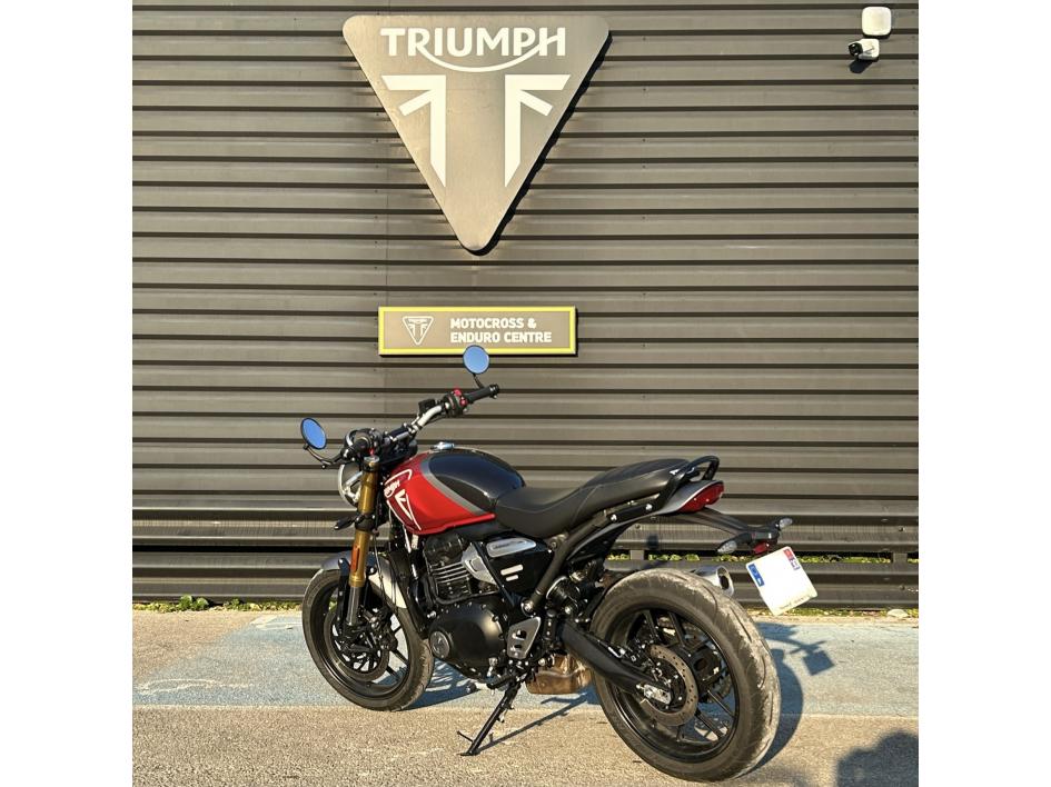 TRIUMPH SPEED 400