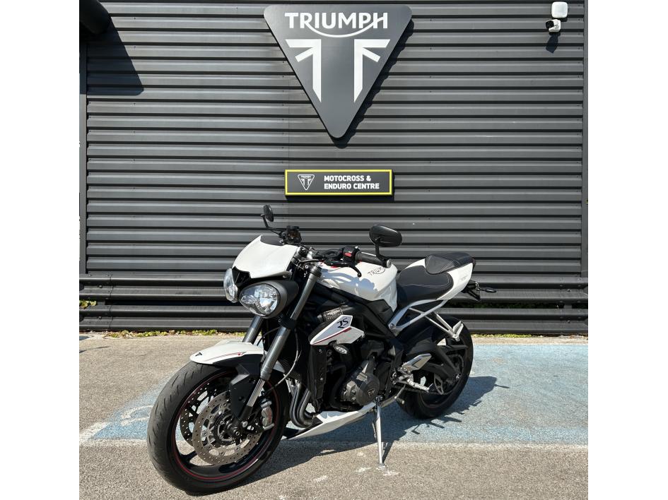TRIUMPH STREET TRIPLE 765 RS