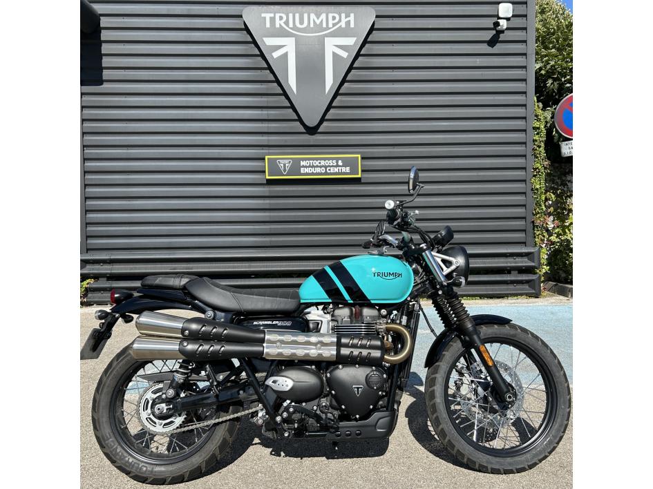 TRIUMPH SCRAMBLER 900