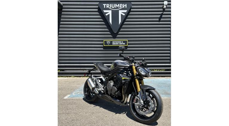 TRIUMPH SPEED TRIPLE 1200 RS