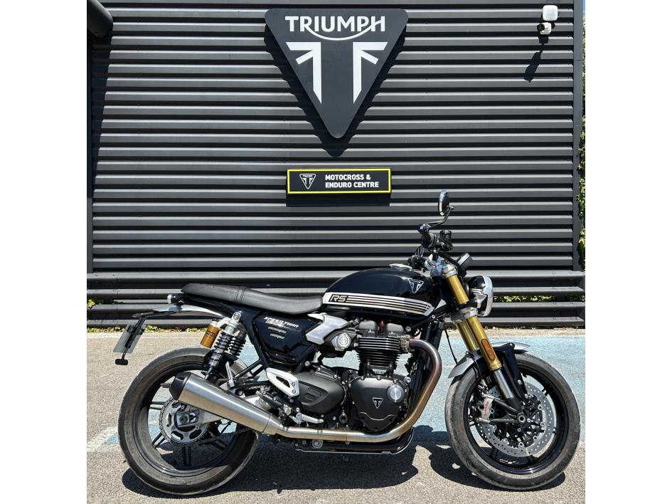 TRIUMPH SPEED TWIN 1200 RS